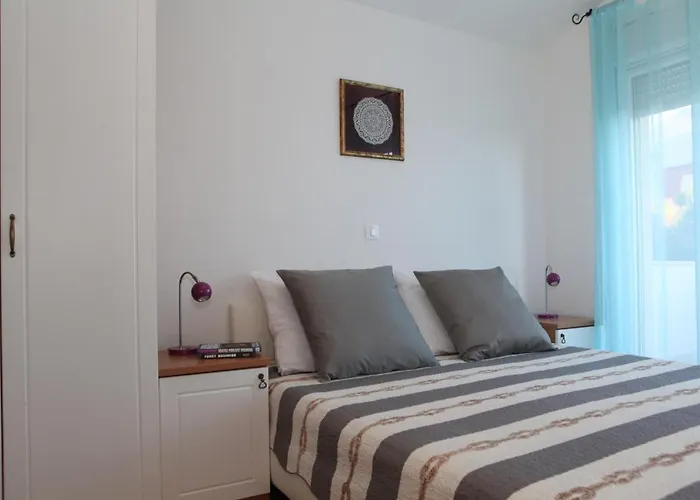 Apartments Sea View Kozino