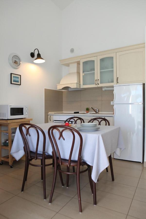Sea View Apartment *