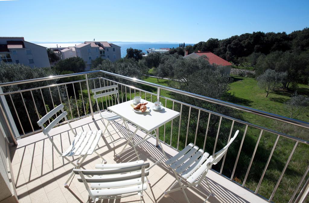 Sea View Apartment *